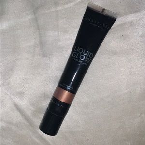 anastasia beverly hills liquid glow